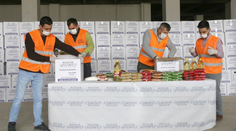 Gaziantep'te Ramazan Öncesi Gelen Zamlar Vatandaşın Belini Büktü...Vatandaşın Tek Umudu Dağıtılacak Yardım Kolileri... Gaziantep'te Yardım almayan vatandaşlar ALO 153’ü Arasın